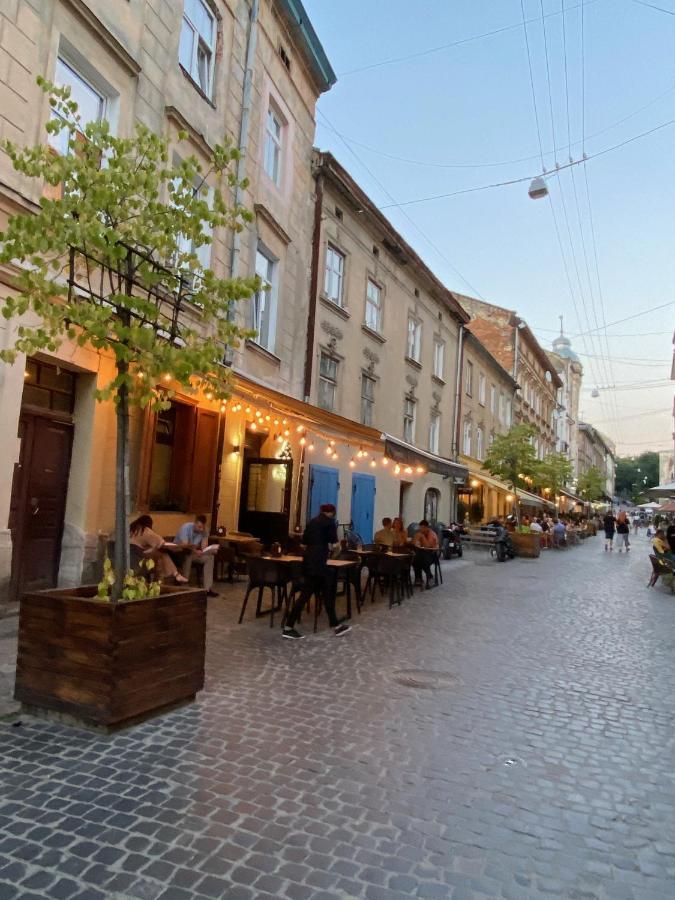 Апартаменти Королівські На Вулиці Лесі Українки 19 Lvov Exteriér fotografie
