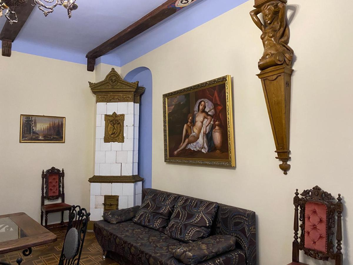 Апартаменти Королівські На Вулиці Лесі Українки 19 Lvov Exteriér fotografie